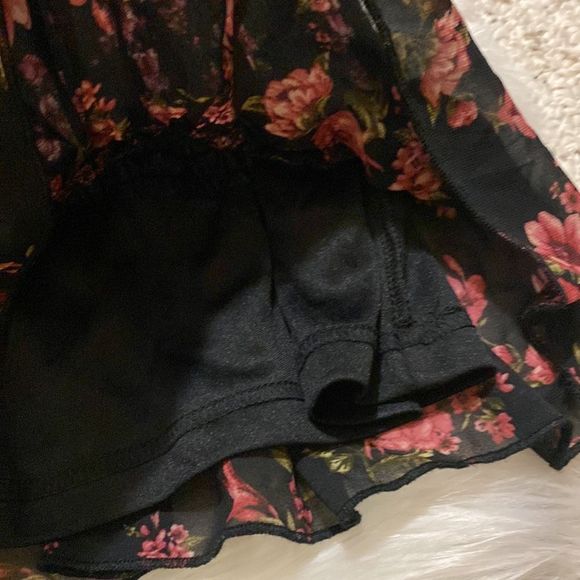 Forever 21 Floral Off The Shoulder Dress - Picture 4 of 5